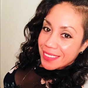 Meet your Posher, Cecilia